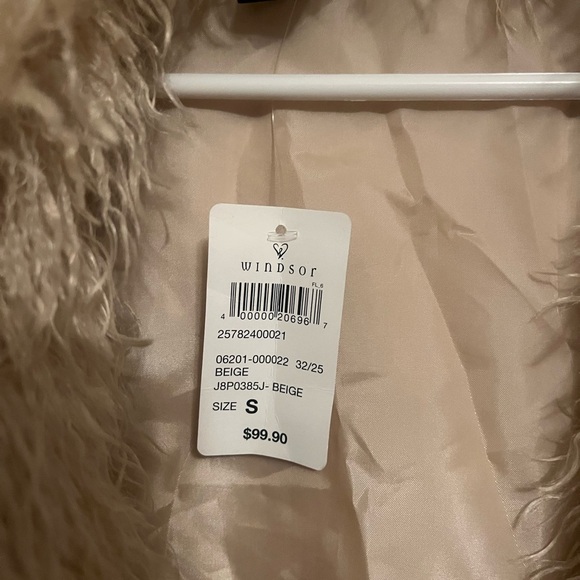 Windsor Beige Faux Fur Coat - Picture 2 of 4